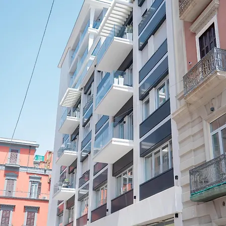 Via Niccolo Tommaseo 4 - 3 Apartment *